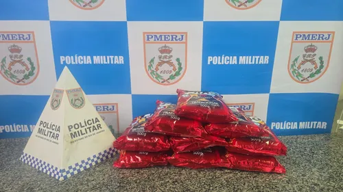 Embalagens de café que foram furtadas do mercado