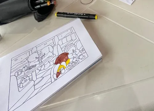 O sucesso de colorir está diretamente relacionado ao aumento da busca por atividades que aliviem o estresse e promovam o bem-estar