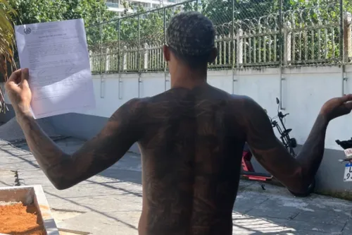 O cantor é investigado por apologia ao crime e suposto envolvimento com o tráfico de drogas