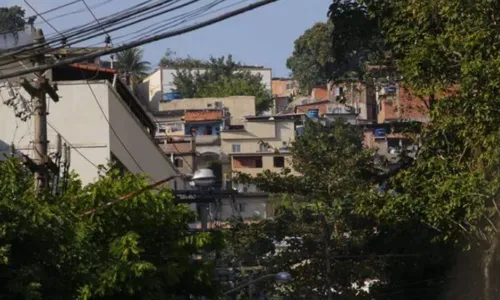 Operação da Polícia Militar foi realizada no Morro do Palácio, no Ingá