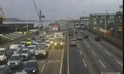 O trânsito ficou congestionado no local do acidente, no sentido Rio