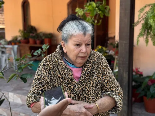 A aposentada Gilcenir Tavares diz ter medo de a estrutura cair