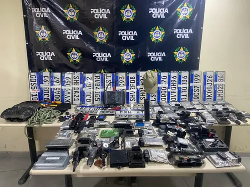 Aparelhos usados pelos criminosos