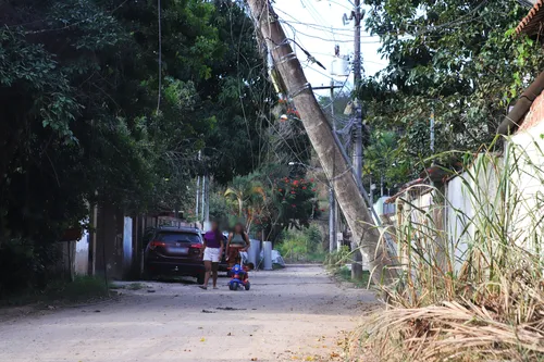 Rayanna Ribeiro de 30 anos que estava com seu filho pequeno contou que está com medo de transitar pela rua