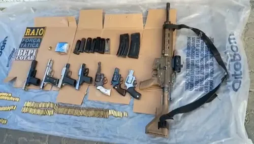 Material que estava com os criminosos