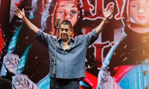 Cantor será o último a subir no palco