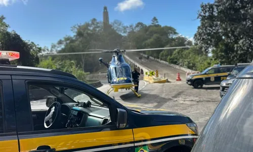 Helicóptero da PRF auxiliou na caça aos criminosos
