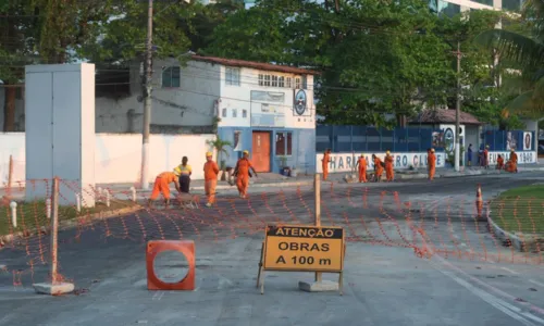 Obras estão sendo realizadas na Avenida Sílvio Picanço, em Charitas