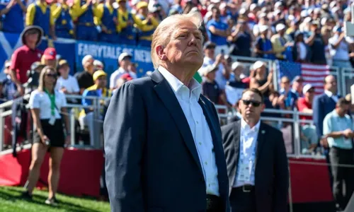 Trump conversou com Lula por videoconferência nesta segunda (6)