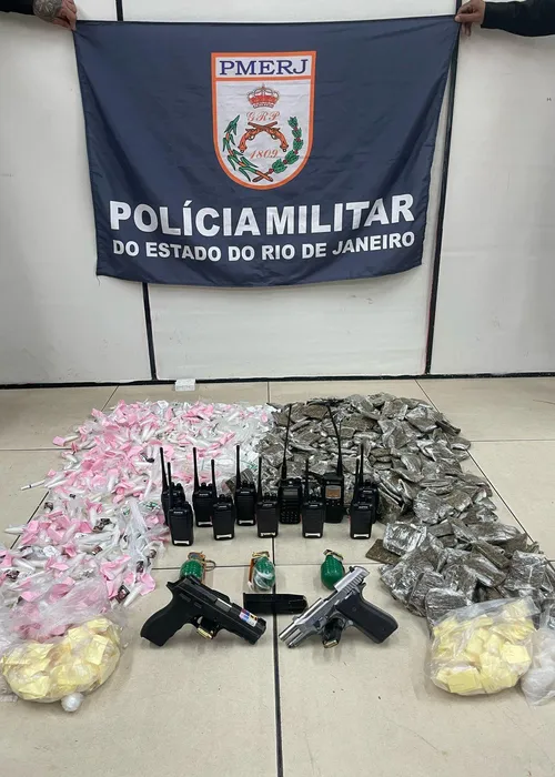 Materiais apreendidos pela Polícia Militar durante a ação