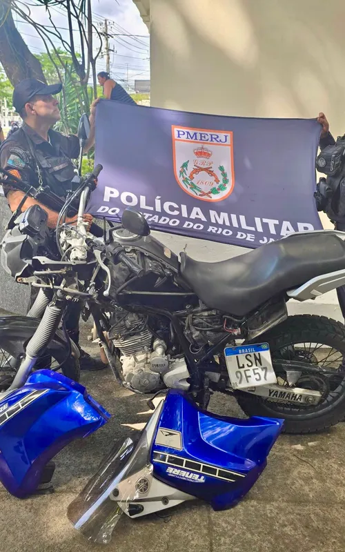 Motocicleta apreendida pela PM