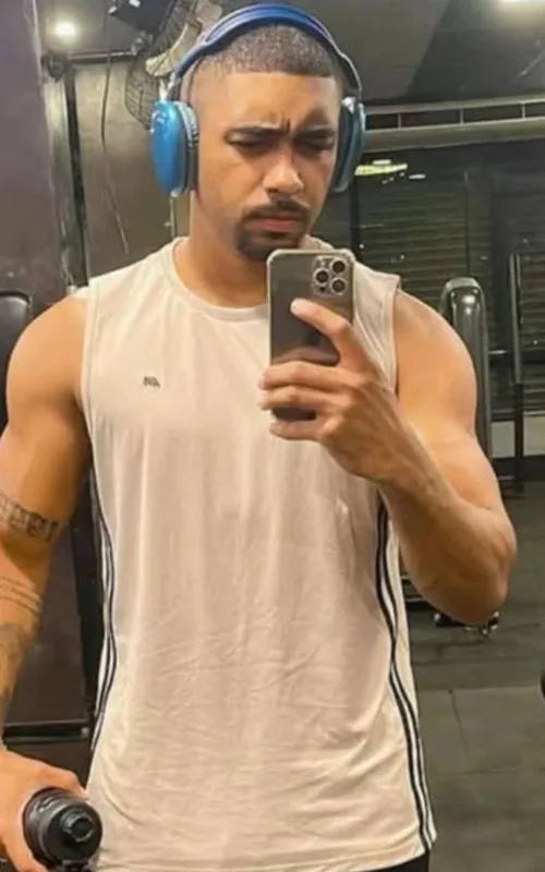 Erick Santos Maria Lasnor se entregou à polícia