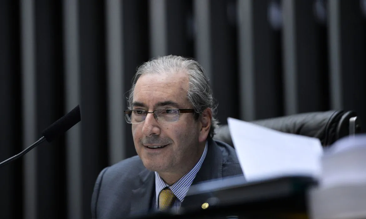 Por seu envolvimento em crimes ligados à Lava Jato, Cunha foi preso preventivamente em 2016