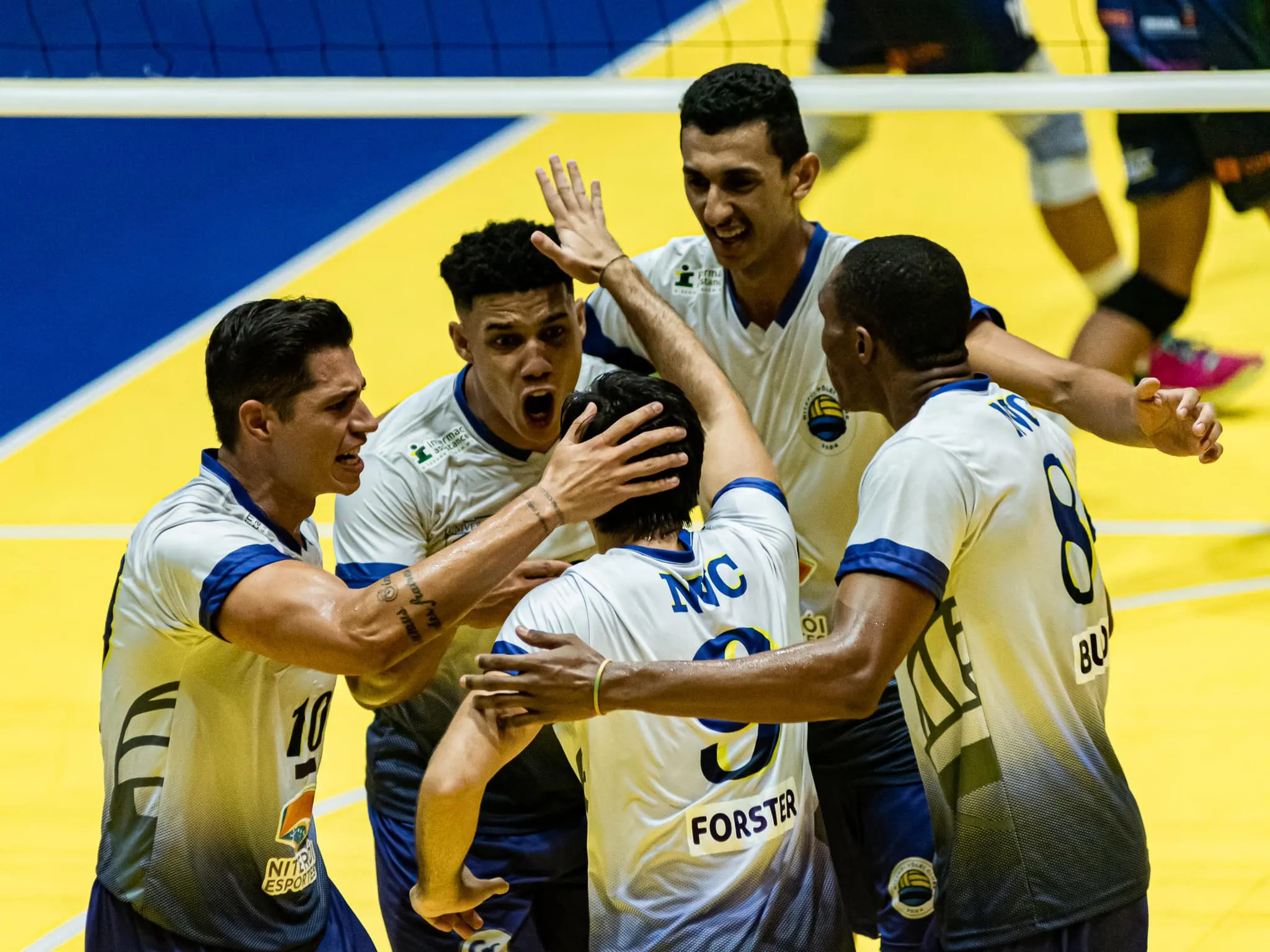 Niterói Vôlei vence o Minas e mantém liderança da Superliga B