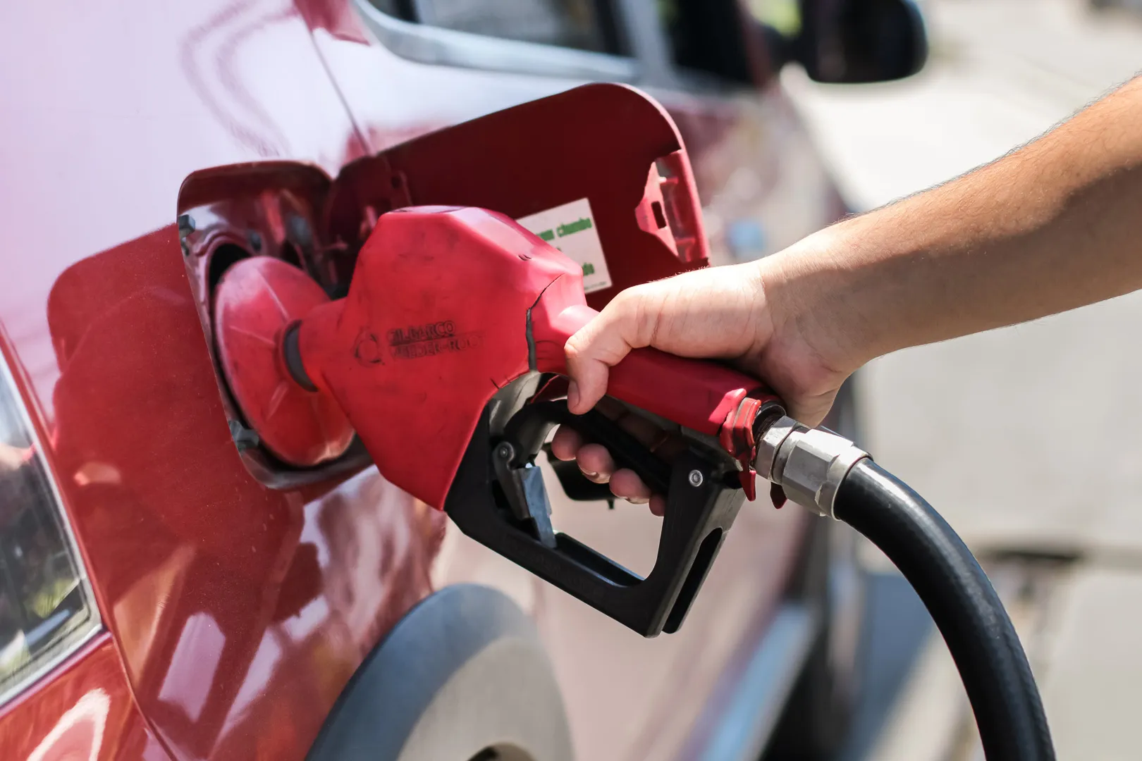 Preço da gasolina aumenta pela segunda semana consecutiva