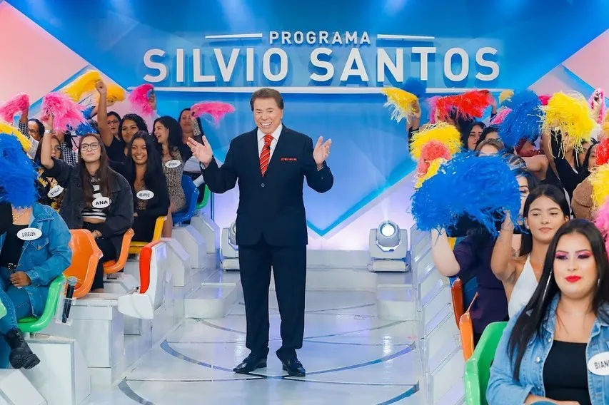 Silvio Santos está fora dos palcos desde o período mais difícil da pandemia