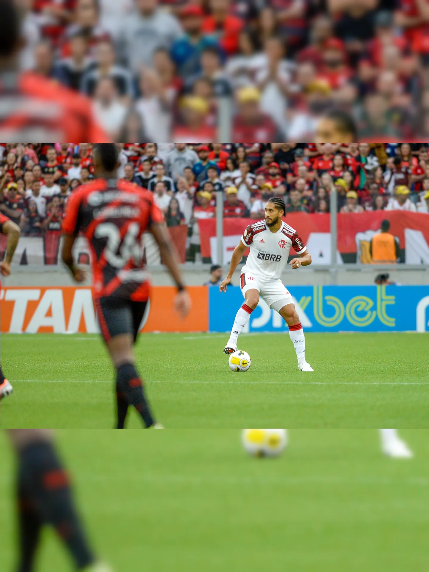 Flamengo saiu derrotado contra o Athletico fora de casa.