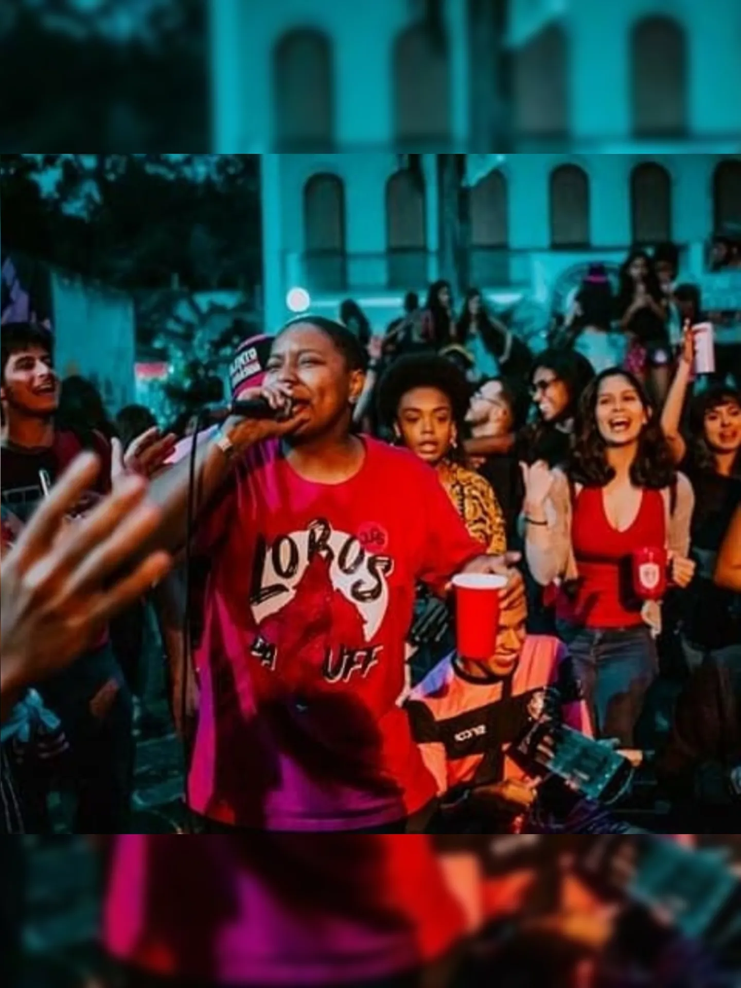 Movimento Hip Hop de Niterói em ação nas ruas da cidade