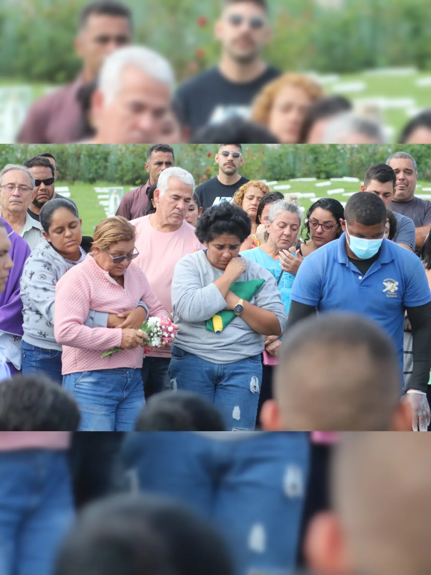 Cerca de 200 pessoas acompanharam o enterro do militar morto em São Gonçalo