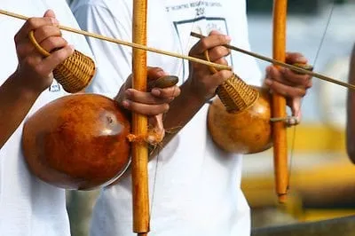 A organização da solenidade é uma parceria do mandato da vereadora Walkíria Nictheroy com o Fórum de Capoeira de Niterói.