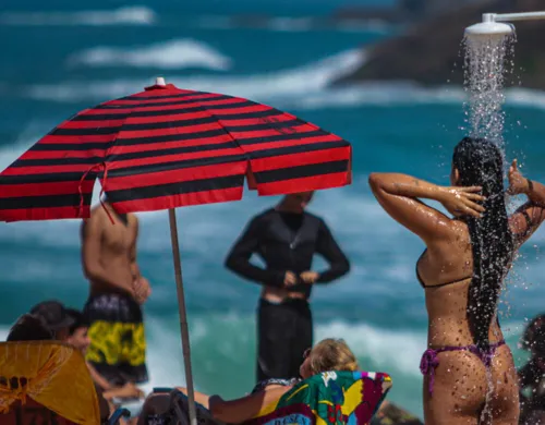 Promessa de praias lotadas durante o feriado prolongado.