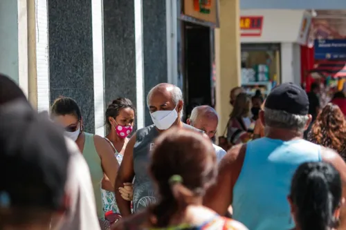 População não precisará mais usar máscaras na cidade.