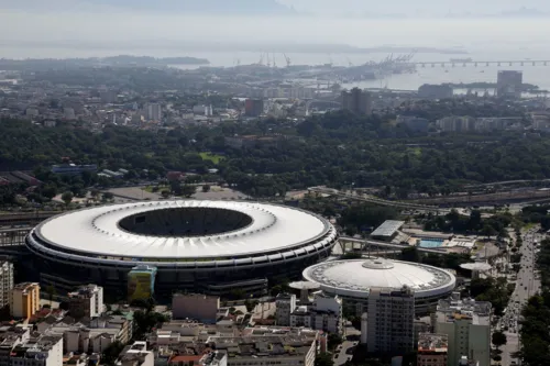 Maracanã volta a receber um clássico após três meses fechado para reformas