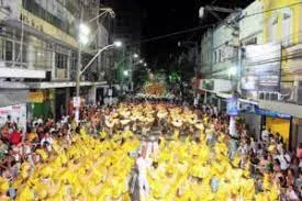 Desfile encantava a Rua da Conceição, no Centro de Niterói.