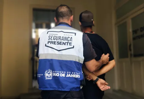 O jovem estava foragido desde 30 de dezembro de 2021 por conta da pandemia.