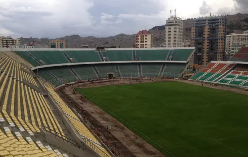 Estádio Hernando Siles fia a 3.600 metros acima do nível do mar