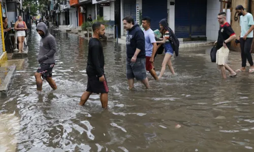 Chuva causou estrago no estado do Rio.