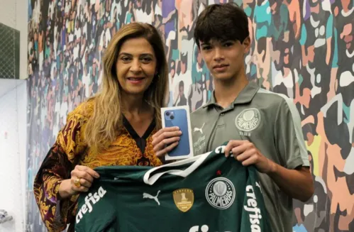 Leila Pereira recebeu o jovem Felipe Goto nas instalações do Centro de Treinamento