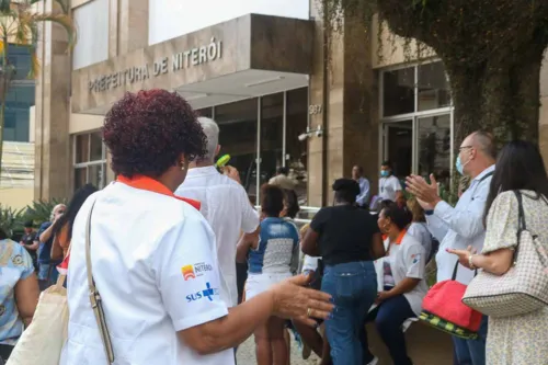 O ato foi encaminhado para a frente da Prefeitura de Niterói