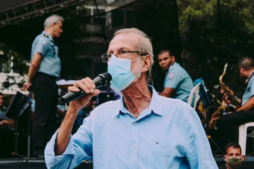 José Bonifácio (PDT) retirou um nódulo no fígado e uma hérnia.