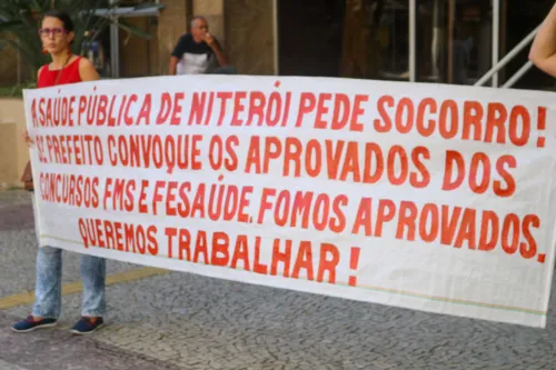 Os protestos têm como objetivo conquistar um diálogo com o secretário da saúde do município