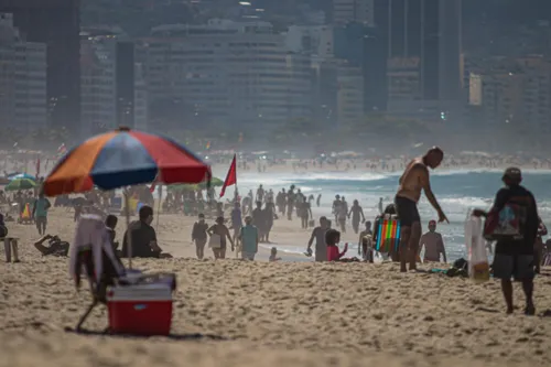 Somente está liberado o uso da caixa de som para atividades autorizadas pela prefeitura