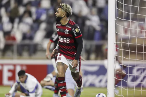 Gabigol marcou dois gols e ficou a três de Luizão, o maior artilheiro brasileiro da Libertadores