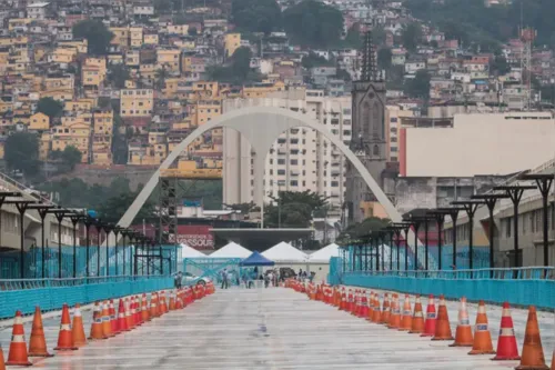 Evento abre o Desfile das Campeãs no sábado (30)