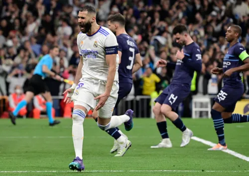 Benzema, de pênalti, marcou o gol da virada já na prorrogação