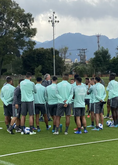 Fluminense vem realizando treinamentos na Colômbia desde domingo.