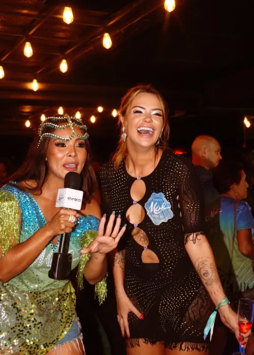 Carol Nakamura fez a festa com a ex-BBB Marcela Mc Gowan