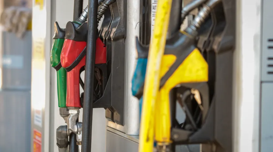 Preço dos combustíveis sofreu com aumentos ao longo do último ano