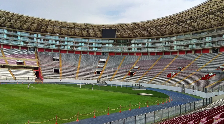 Estádio Nacional de Lima seria o palco do jogo, que pode ser adiado