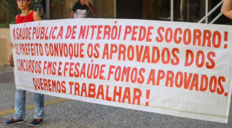 Os protestos têm como objetivo conquistar um diálogo com o secretário da saúde do município