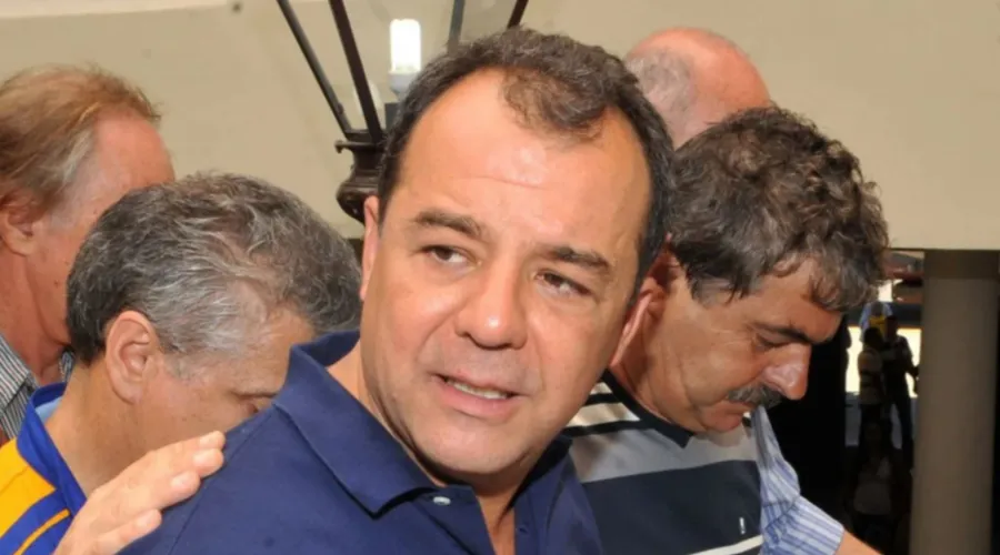 Sérgio Cabral está sendo investigado por regalias em prisões.