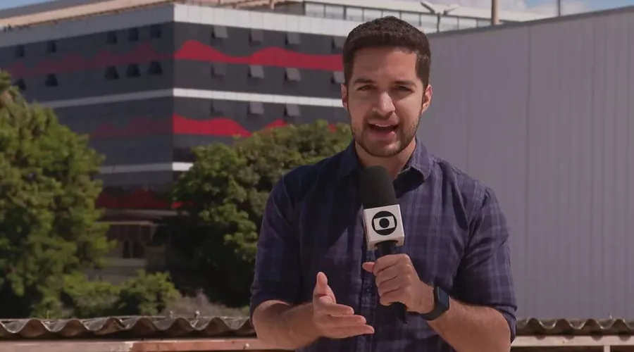 o jornalista Gabriel Luiz, da TV Globo, segue internado