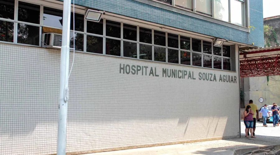 Raquel segue internada no Hospital Municipal Souza Aguiar
