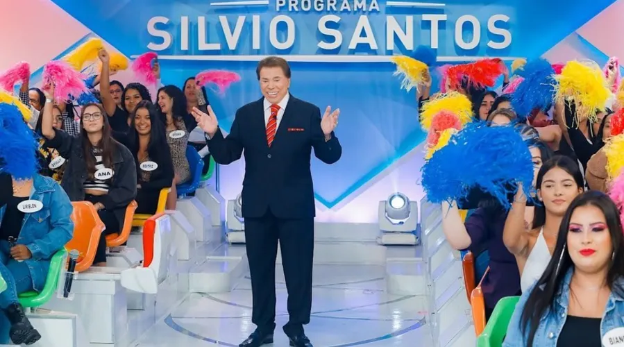 Silvio Santos está fora dos palcos desde o período mais difícil da pandemia