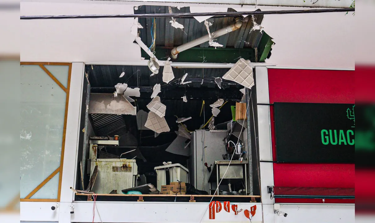 Explosão em restaurante na Zona Sul de Niterói deixa dezenas de pessoas assustadas
