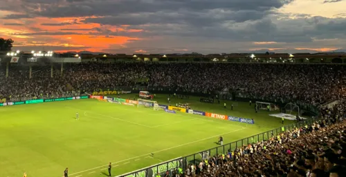 São Januário contou com linda festa da torcida na vitória do Vasco sobre o Bahia